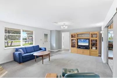 425 Driftwood Road, Venice, FL 34293 - Photo 12