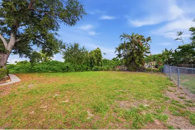 425 Driftwood Road, Venice, FL 34293 - Photo 40