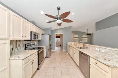 4734 Raintree Street Circle E, Bradenton, FL 34203 - Photo 18
