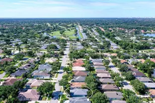 6730 W Country Club Ln, Sarasota, FL 34243 - Photo 68