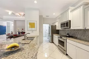 6730 W Country Club Ln, Sarasota, FL 34243 - Photo 16