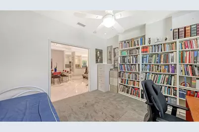 6730 W Country Club Lane, Sarasota, FL 34243 - Photo 30