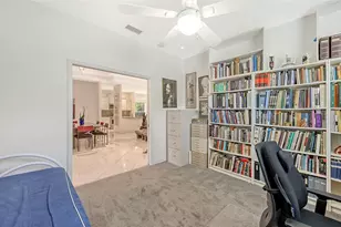 6730 W Country Club Ln, Sarasota, FL 34243 - Photo 30