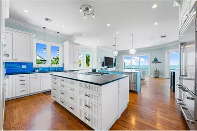 350 S Shore Drive, Sarasota, FL 34234 - Photo 16