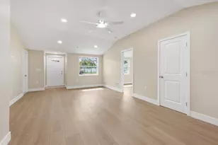2580 Shamrock Dr, Venice, FL 34293 - Photo 8