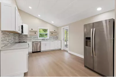 2580 Shamrock Drive, Venice, FL 34293 - Photo 10