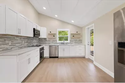 2580 Shamrock Drive, Venice, FL 34293 - Photo 8