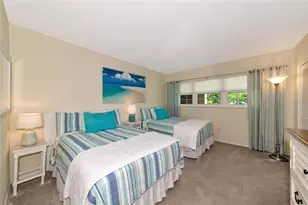 7461 W Country Club Dr N, Sarasota, FL 34243 - Photo 24