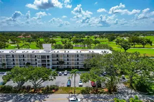 7461 W Country Club Dr N, Sarasota, FL 34243 - Photo 48