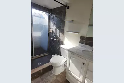 749 N Jefferson Avenue #749, Sarasota, FL 34237 - Photo 18