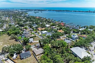 347 Bayshore Dr, Osprey, FL 34229 - Photo 64
