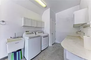 347 Bayshore Dr, Osprey, FL 34229 - Photo 44