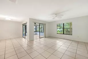 5010 Barrington Cir, Sarasota, FL 34234 - Photo 8