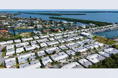711 Spanish Drive S, Longboat Key, FL 34228 - Photo 4