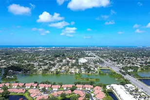 4034 Wilshire Cir E, Sarasota, FL 34238 - Photo 36