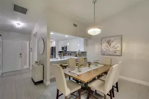 4034 Wilshire Cir E, Sarasota, FL 34238 - Photo 14