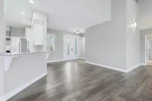 5544 Dinah Ln, Sarasota, FL 34231 - Photo 6