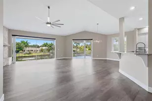 5544 Dinah Ln, Sarasota, FL 34231 - Photo 8
