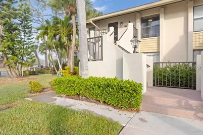 4482 Weybridge #62, Sarasota, FL 34235 - Photo 2