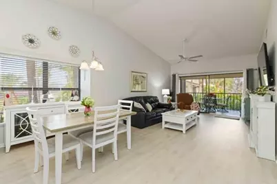 4482 Weybridge #62, Sarasota, FL 34235 - Photo 8