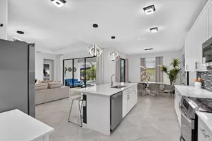 4970 Oyster Pearl St, Lakewood Ranch, FL 34211 - Photo 8