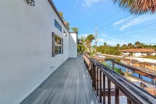 681 Avenida De Mayo, Sarasota, FL 34242 - Photo 32