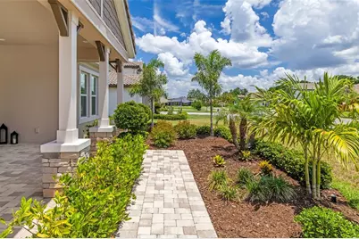 1843 Cattle Baron Court, Lithia, FL 33547 - Photo 4