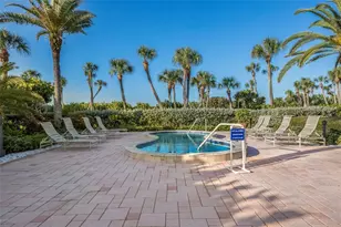 1095 Gulf of Mexico Dr, Longboat Key, FL 34228 - Photo 32