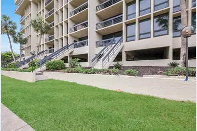 1095 Gulf Of Mexico Drive #102, Longboat Key, FL 34228 - Photo 26