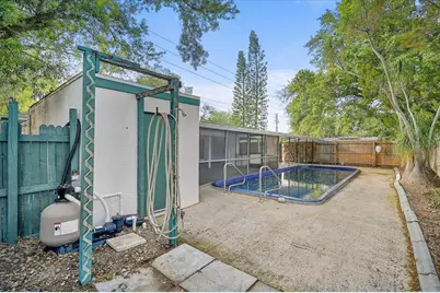 345 S Tuttle Avenue, Sarasota, FL 34237 - Photo 26