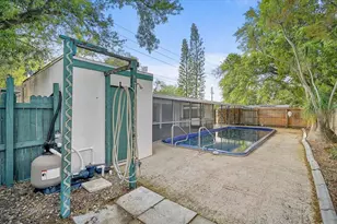 345 S Tuttle Ave, Sarasota, FL 34237 - Photo 26