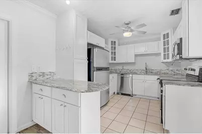 345 S Tuttle Avenue, Sarasota, FL 34237 - Photo 4