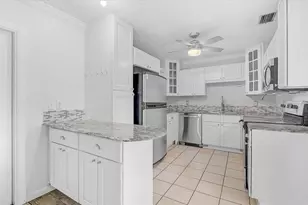 345 S Tuttle Ave, Sarasota, FL 34237 - Photo 4