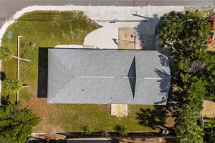 204 29th St, Holmes Beach, FL 34217 - Photo 2