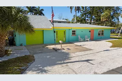 204 29th Street, Holmes Beach, FL 34217 - Photo 8