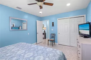 204 29th St, Holmes Beach, FL 34217 - Photo 18