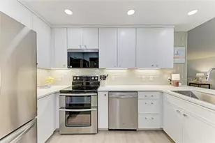 6688 Schooner Bay Cir, Sarasota, FL 34231 - Photo 14