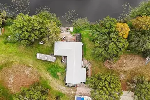 8011 41st Ave E, Bradenton, FL 34211 - Photo 14