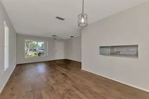 3360 Ramblewood Dr S, Sarasota, FL 34237 - Photo 12