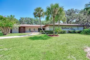 3360 Ramblewood Dr S, Sarasota, FL 34237 - Photo 38