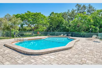 3360 Ramblewood Drive S, Sarasota, FL 34237 - Photo 38