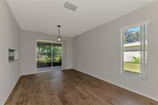 3360 Ramblewood Dr S, Sarasota, FL 34237 - Photo 10