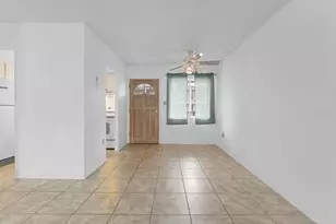 2326 Canal Dr, Bradenton, FL 34207 - Photo 14