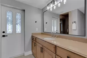 4645 Hunter Ridge Dr, Sarasota, FL 34233 - Photo 44