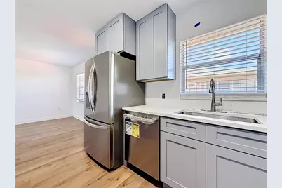 2188 Corinne Court S #A, Saint Petersburg, FL 33712 - Photo 12