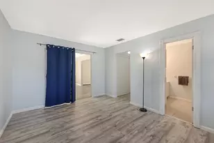4131 Prudence Dr, Sarasota, FL 34235 - Photo 22