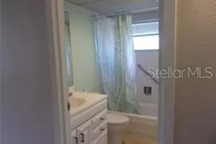 1811 Bedford Ln, Sun City Center, FL 33573 - Photo 20