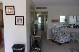 1811 Bedford Ln, Sun City Center, FL 33573 - Photo 4