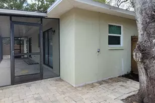 4779 Garcia Ave, Sarasota, FL 34233 - Photo 6