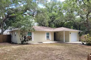 4779 Garcia Ave, Sarasota, FL 34233 - Photo 2